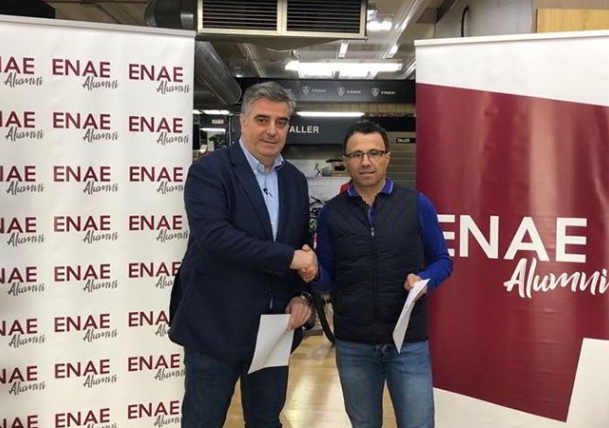 ENAE ALUMNI apuesta por el deporte con Bicicletas Borrascas
