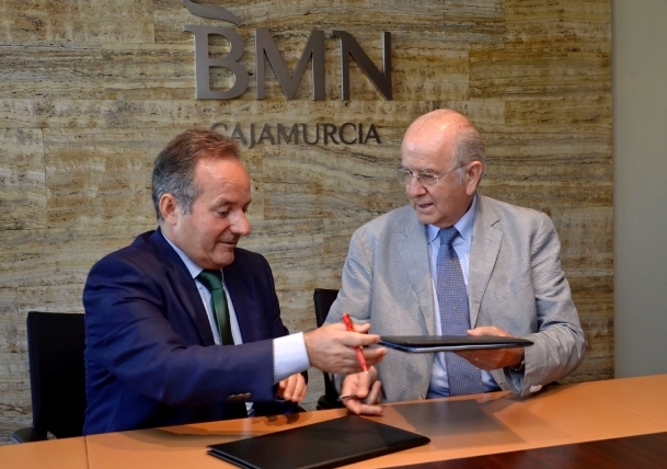Los alumnos de ENAE Business School podrán financiar sus programas master gracias al acuerdo alcanzado con BMN-Cajamurcia 