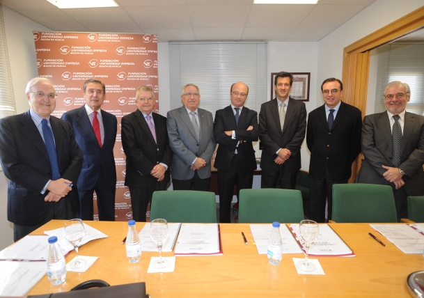 El patronato de la Fundación Universidad Empresa apuesta por la internacionalización y el servicio a las empresas